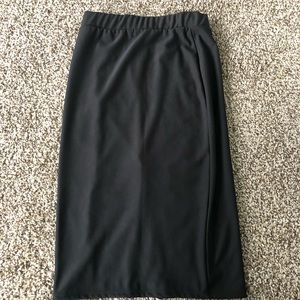 Black pencil skirt with slit in the front